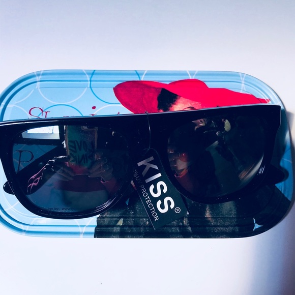 NEW MIRROR BLACK SUNGLASSES 🕶 - Picture 3 of 5